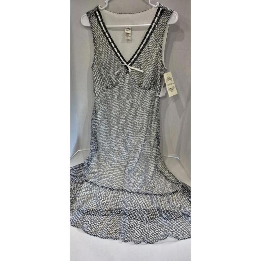 New! Sangria Size 12 Modern Sleeveless Cocktail Party Midi Dress ~ Black & White